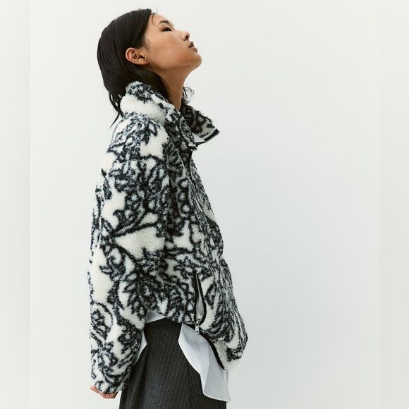 H&M Half-Zip Teddy Jacket - Picture 3 of 7